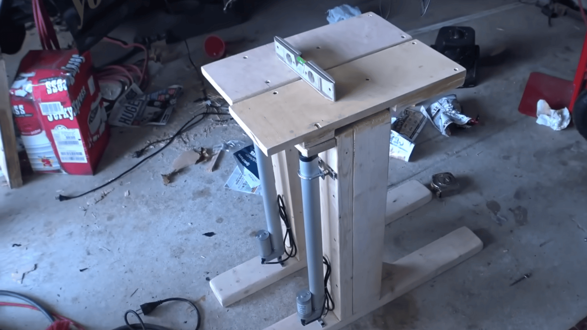 add actuator mounts and safety stops