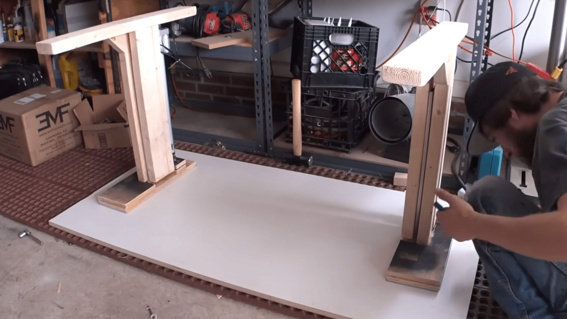 prepare and reinforce the tabletop
